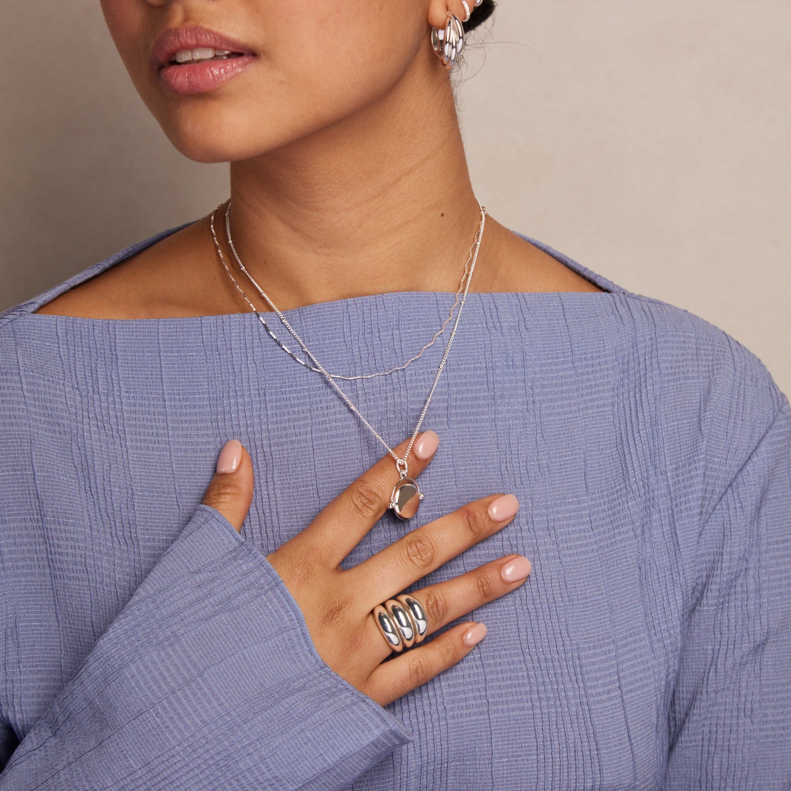 LUXE Faceted Disc Spinner Necklace - Silver - Image 2